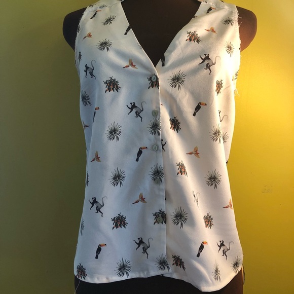 Tank - Picture 3 of 6